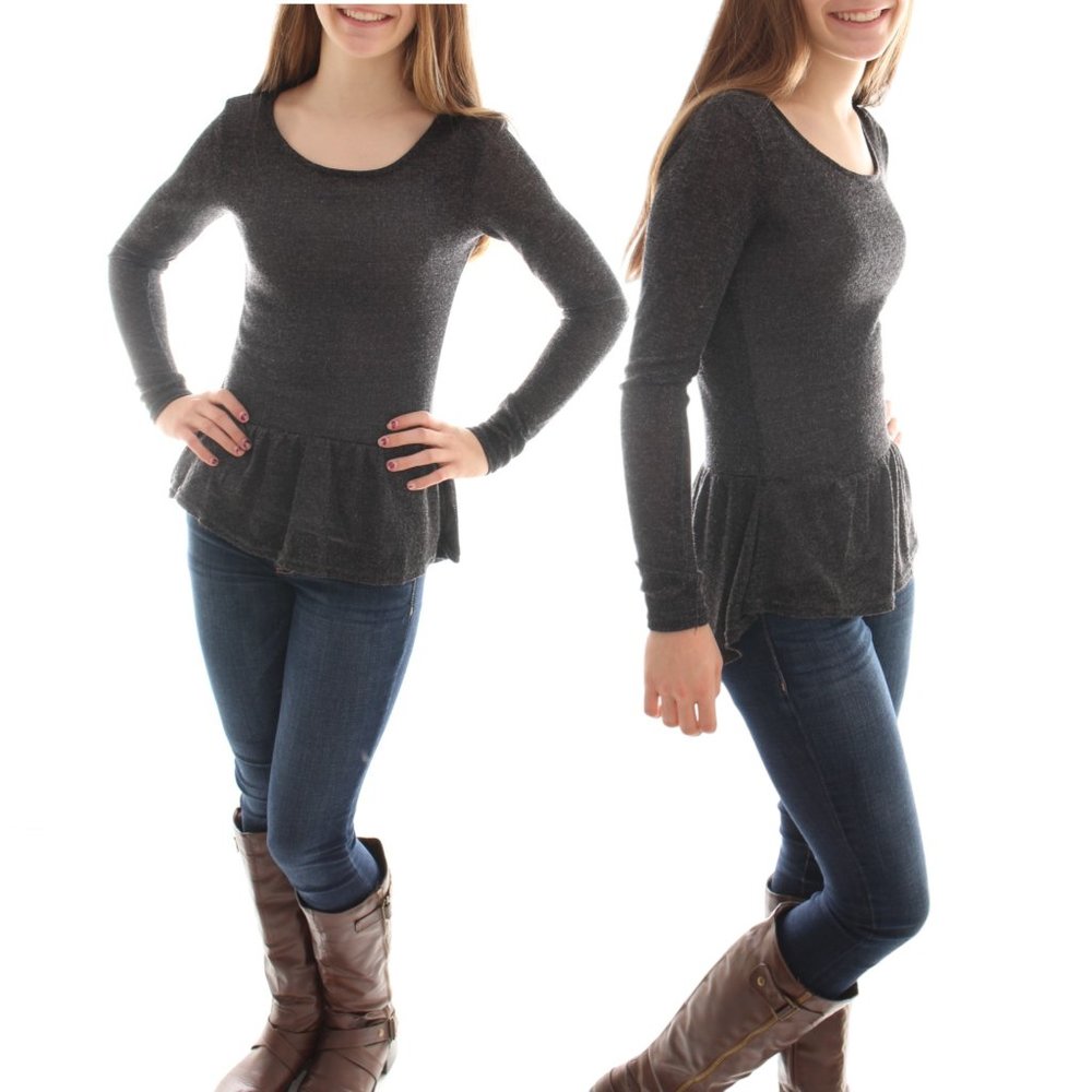 NWT Planet Gold Juniors Peplum Top Grey Sweater Knit Medium